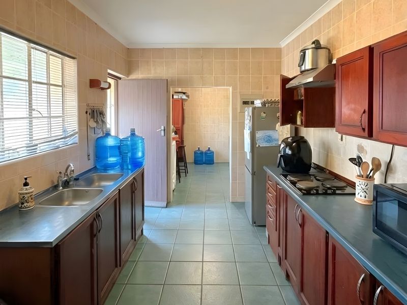 House Sold In Port Elizabeth - Photo 4