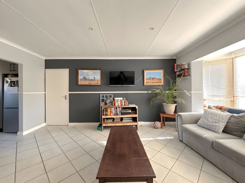 Townhouse For Sale In Port Elizabeth - Photo 9