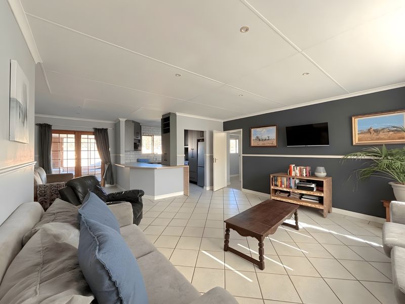 Townhouse For Sale In Port Elizabeth - Photo 8