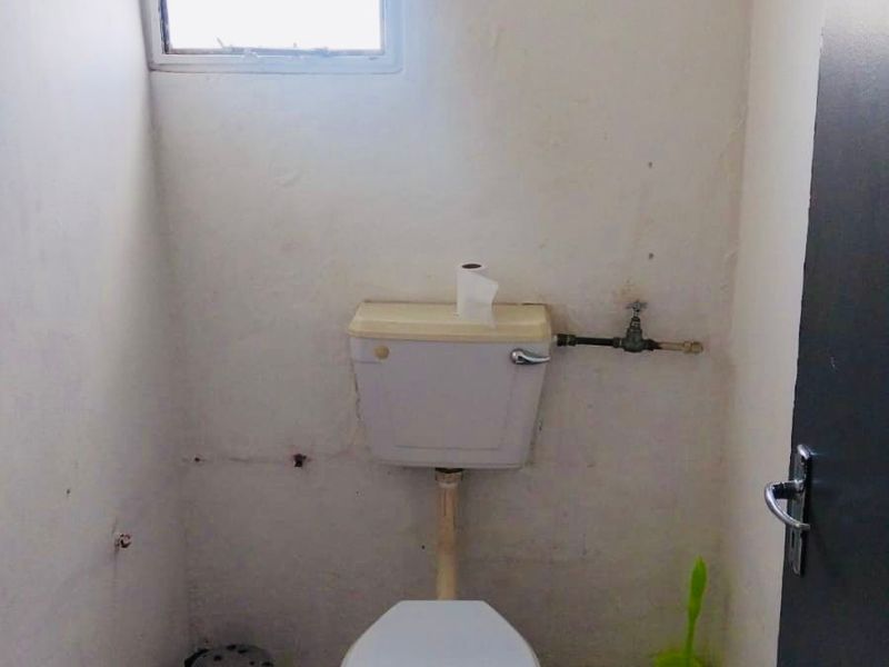 Commercial Rental Monthly In East London - Photo 8