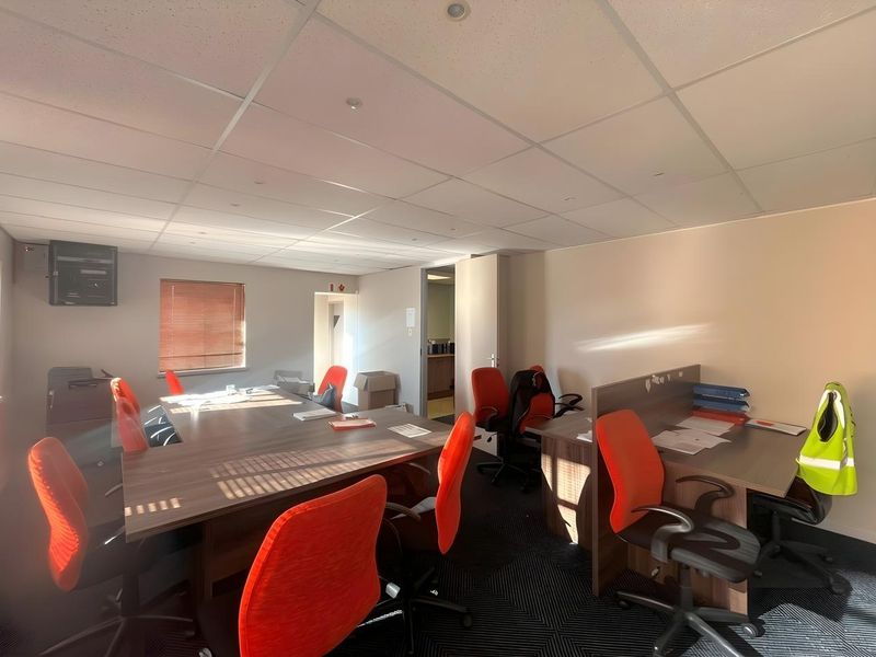Commercial Rental Monthly In Port Elizabeth - Photo 9