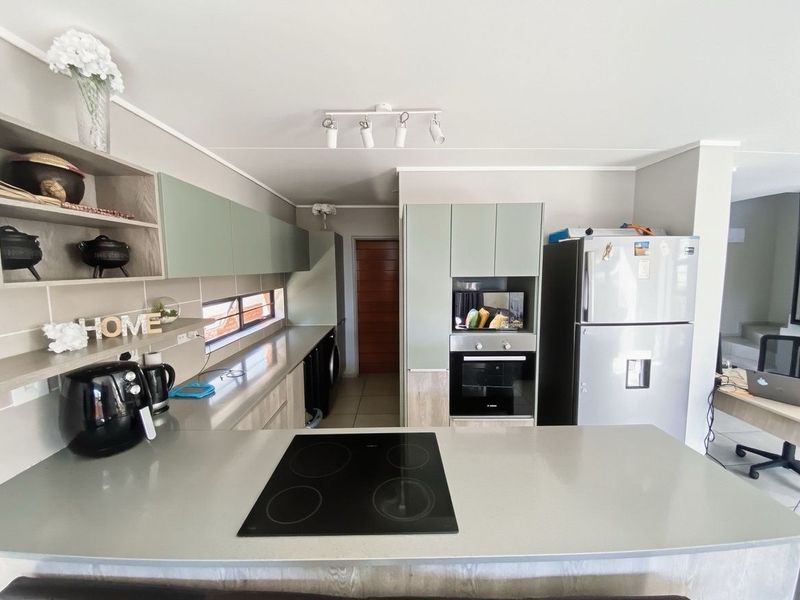House For Sale In Centurion - Photo 2