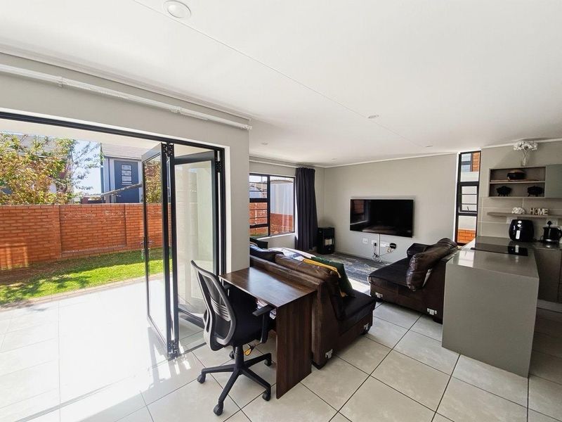 House For Sale In Centurion - Photo 9