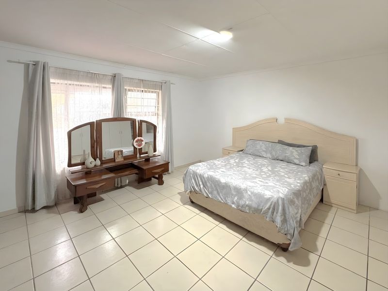 House For Sale In Jeffreys Bay - Photo 3