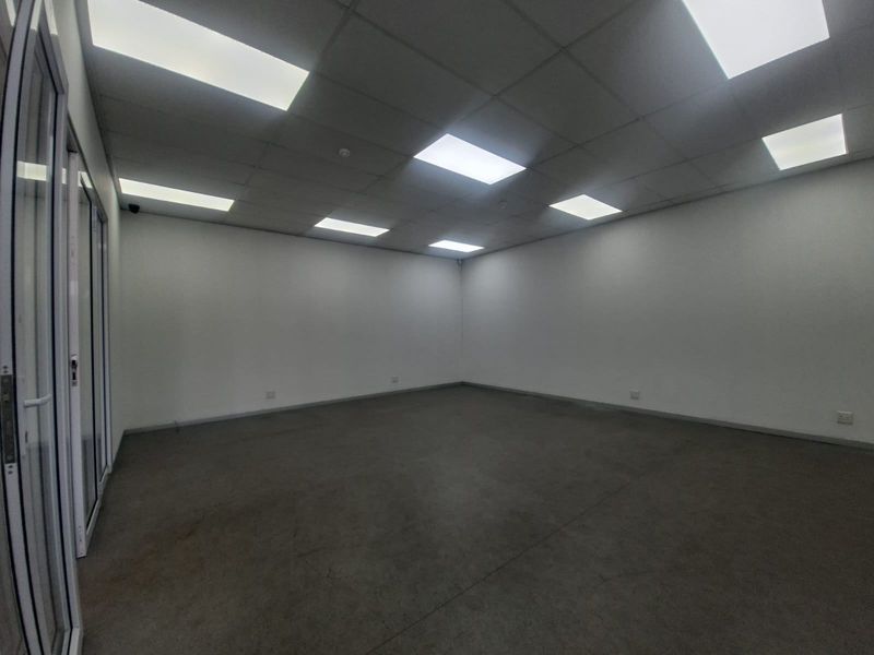 Commercial Rental Monthly In Port Elizabeth - Photo 10