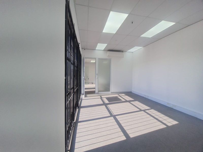 Commercial Rental Monthly In Port Elizabeth - Photo 9