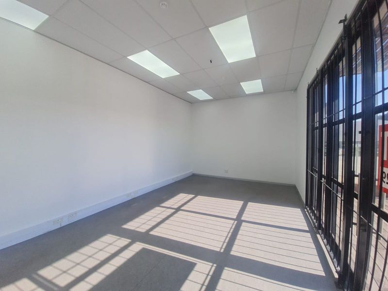 Commercial Rental Monthly In Port Elizabeth - Photo 8