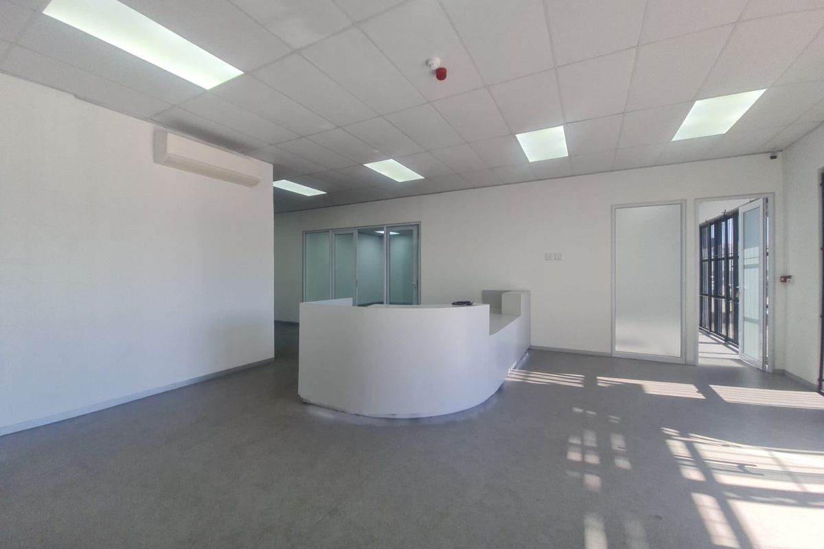 Commercial Rental Monthly In Port Elizabeth - Photo 4