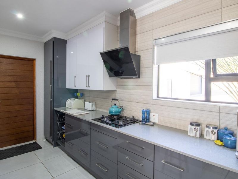 House For Sale In Pretoria - Photo 6