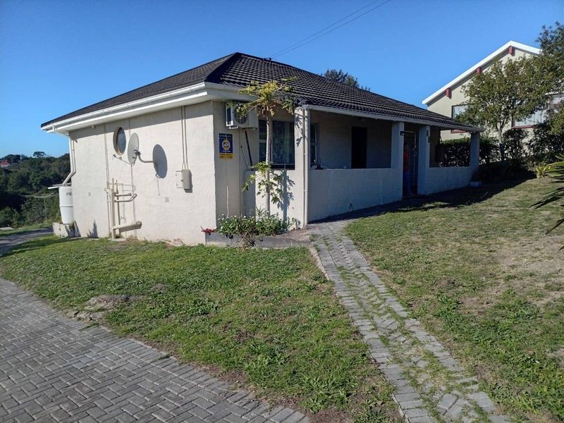 House For Sale In East London - Photo 1