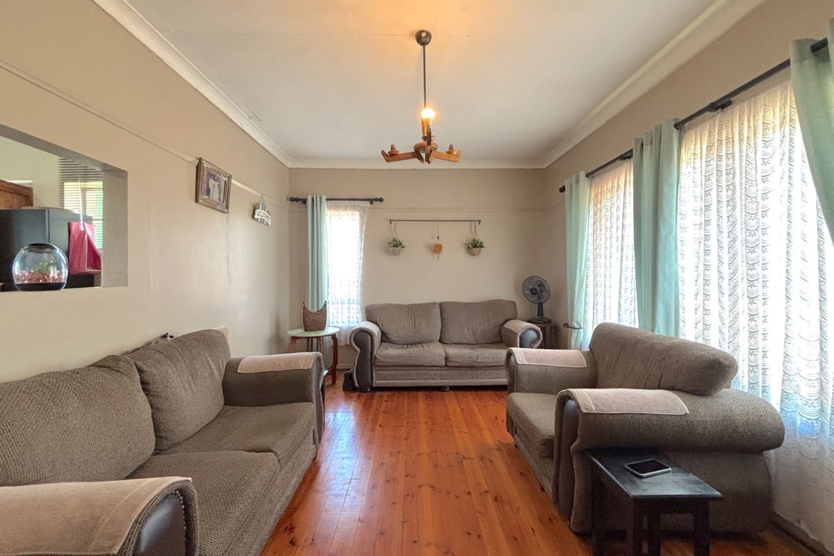 House For Sale In Port Elizabeth - Photo 3