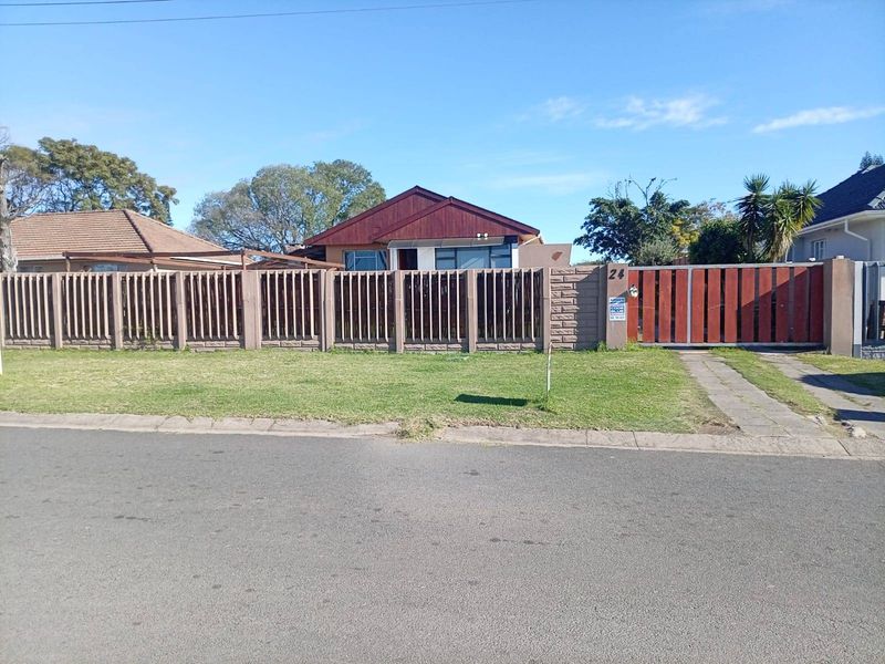 House For Sale In East London - Photo 1