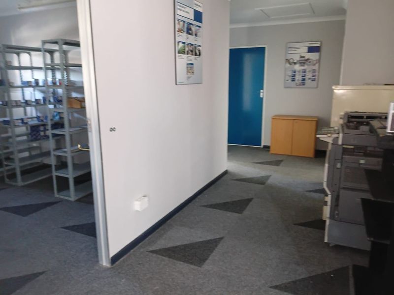Commercial Rental Monthly In Port Elizabeth - Photo 5