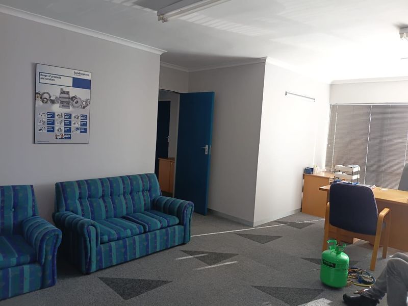 Commercial Rental Monthly In Port Elizabeth - Photo 9