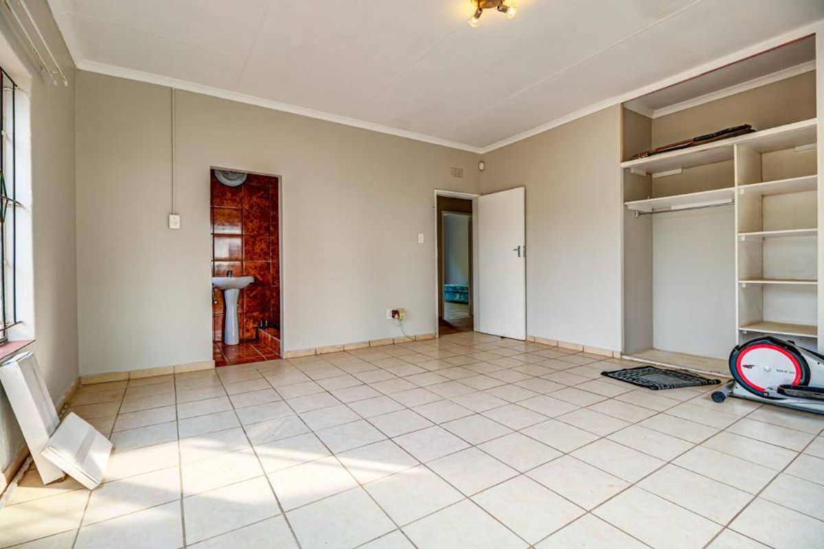 Farm For Sale In Benoni - Photo 4