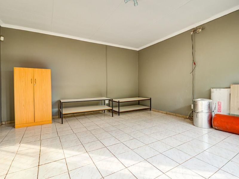 Farm For Sale In Benoni - Photo 5