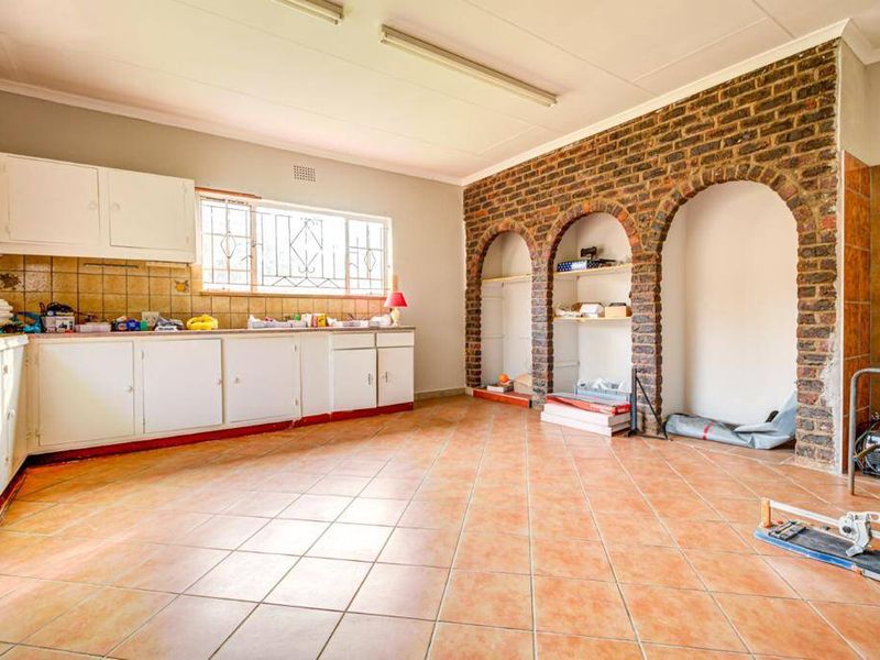 Farm For Sale In Benoni - Photo 2