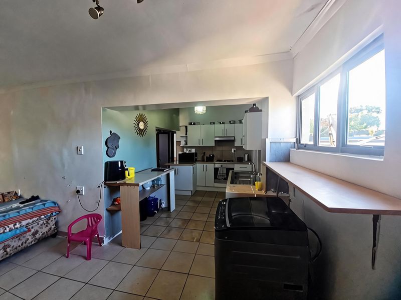House For Sale In Port Elizabeth - Photo 6