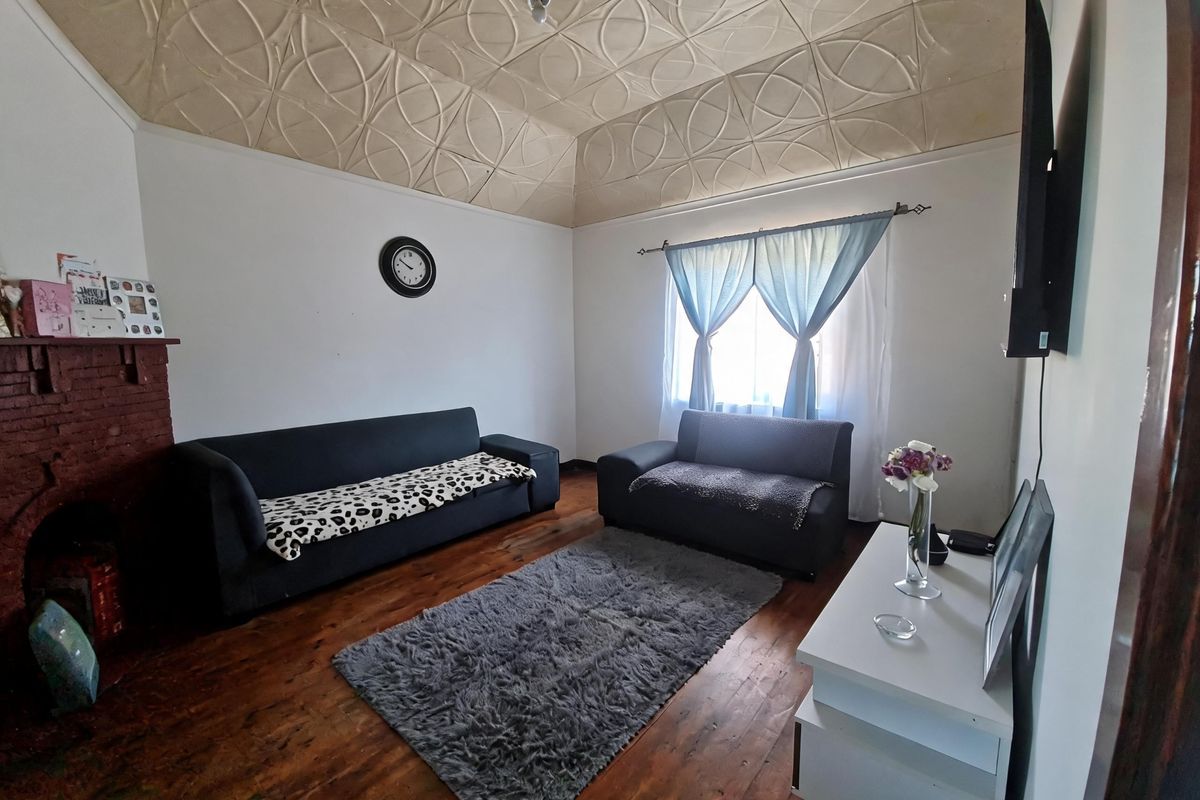 House For Sale In Port Elizabeth - Photo 5