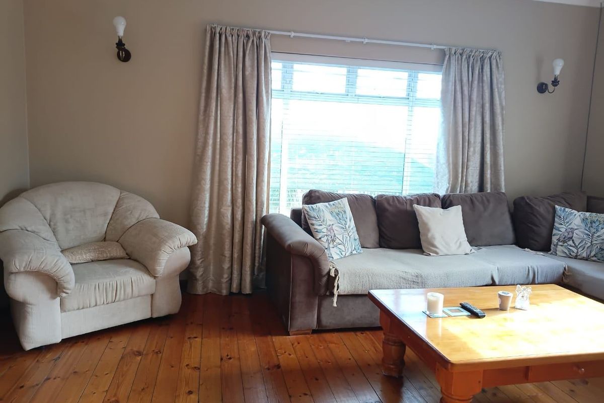 House For Sale In Port Elizabeth - Photo 4