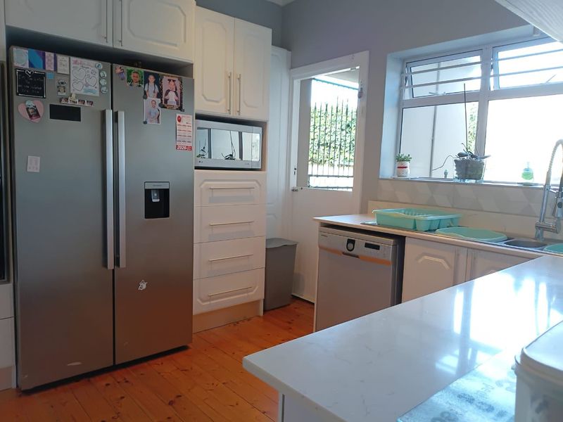 House For Sale In Port Elizabeth - Photo 8