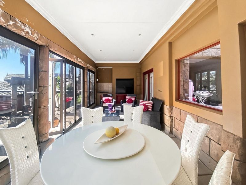 House For Sale In Pretoria - Photo 2