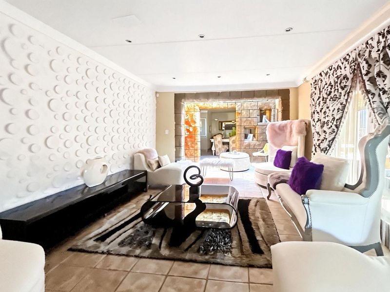 House For Sale In Pretoria - Photo 3