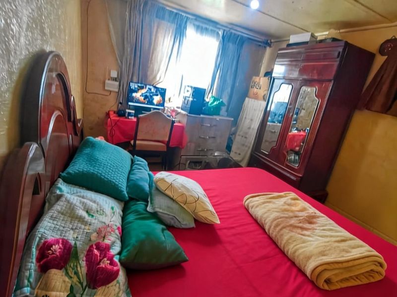 House For Sale In East London - Photo 8