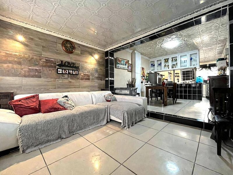 House For Sale In Port Elizabeth - Photo 8