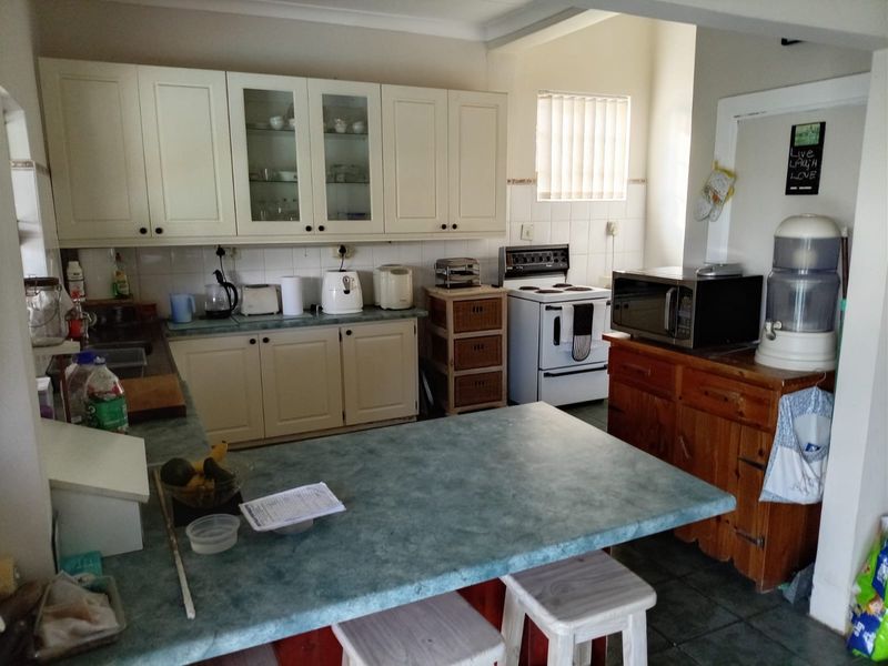 House For Sale In East London - Photo 4