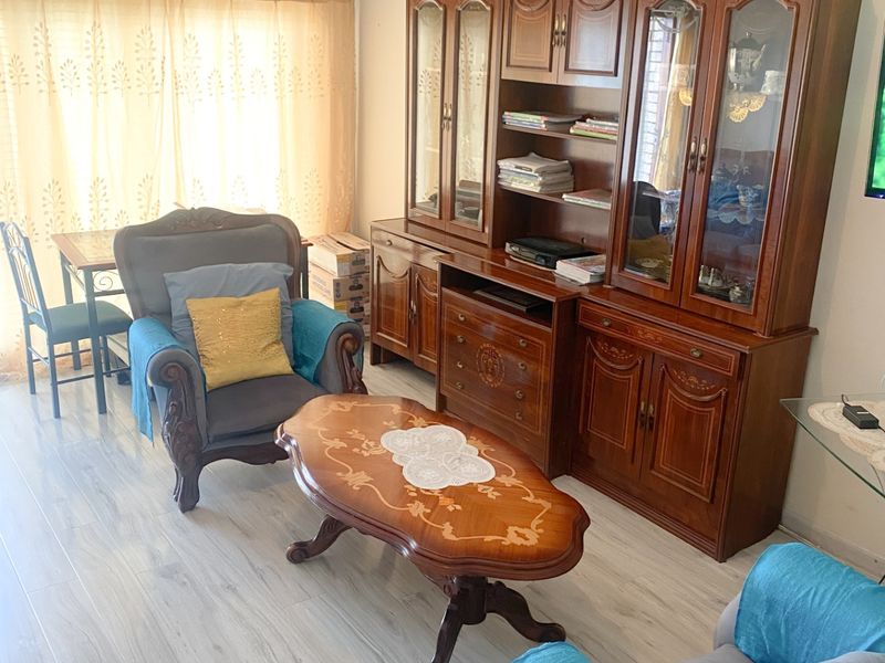 Townhouse For Sale In East London - Photo 4