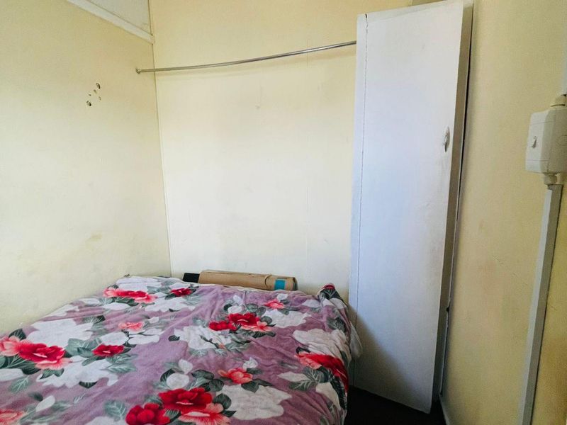 Apartment For Sale In East London - Photo 6