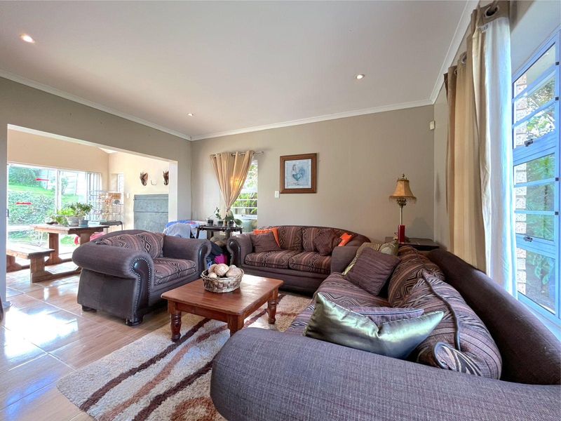 House For Sale In Port Elizabeth - Photo 10
