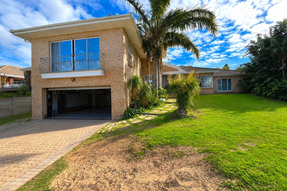 House For Sale In Port Elizabeth - Photo 2