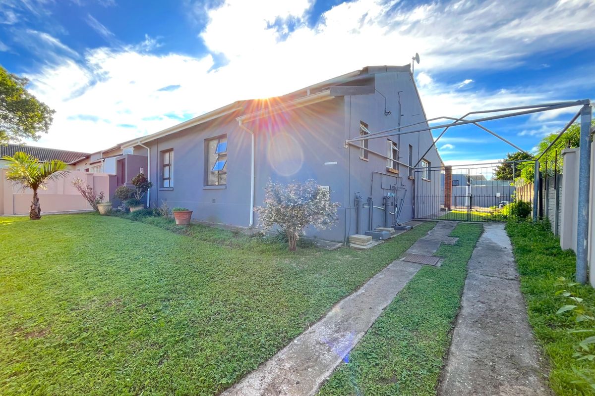 House For Sale In Port Elizabeth - Photo 4