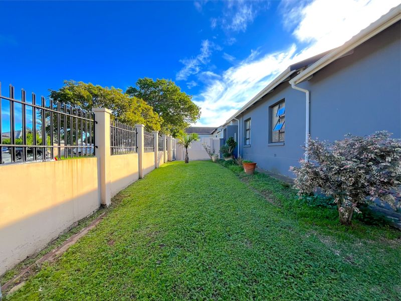 House For Sale In Port Elizabeth - Photo 5