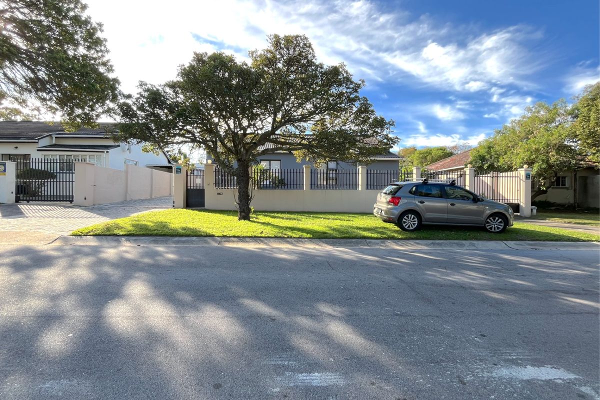 House For Sale In Port Elizabeth - Photo 3