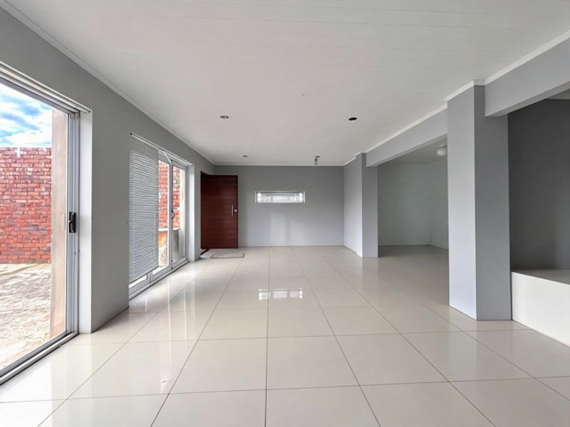 House For Sale In Port Elizabeth - Photo 3