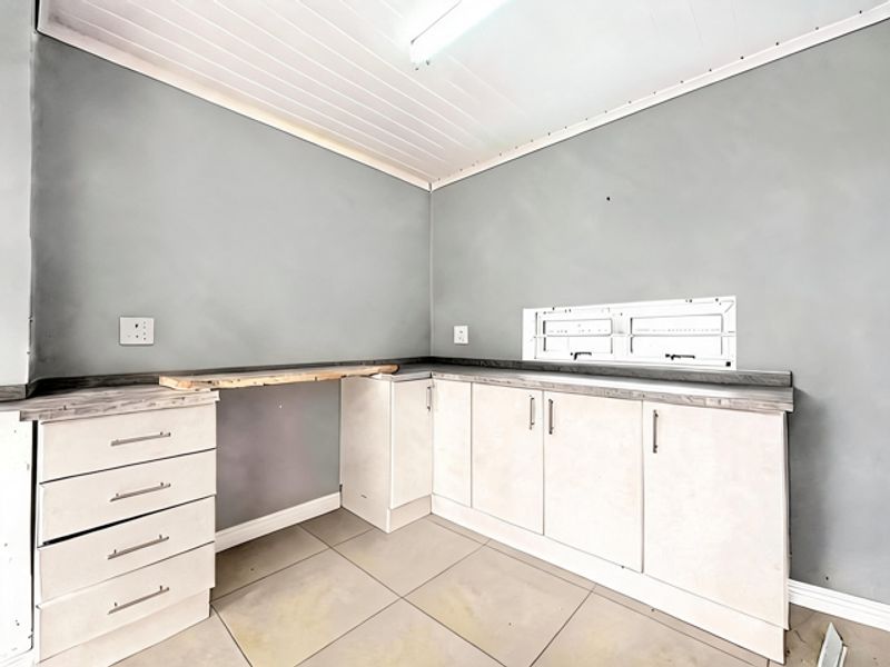 House For Sale In Port Elizabeth - Photo 6