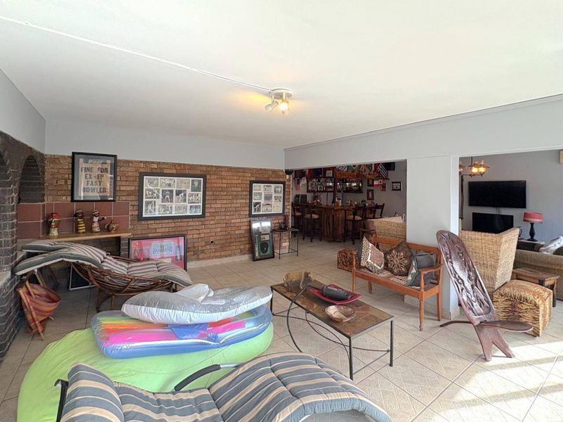 House For Sale In Port Elizabeth - Photo 10