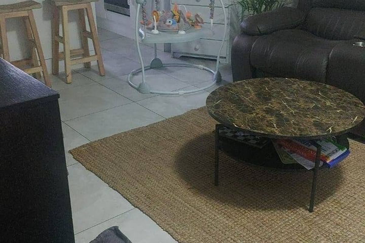 Townhouse Rental Monthly In Port Elizabeth - Photo 3
