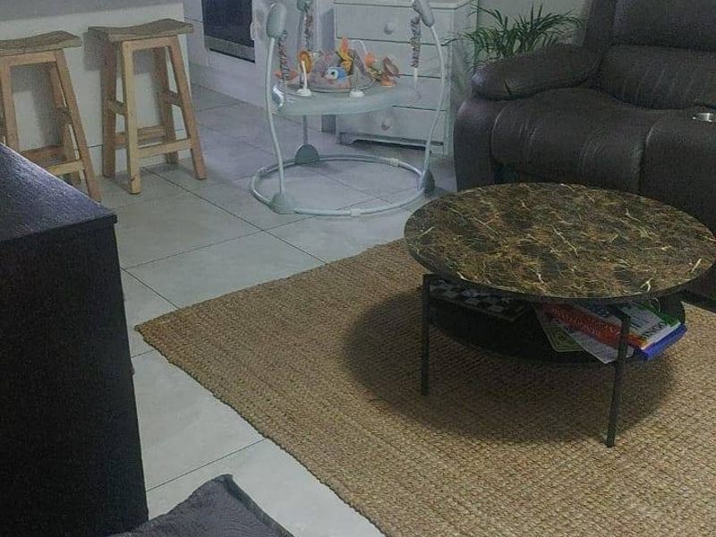 Townhouse Rental Monthly In Port Elizabeth - Photo 3