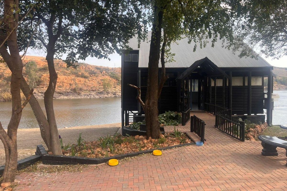 House For Sale In Potchefstroom - Photo 5