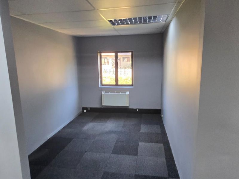 Commercial Rental Monthly In Roodepoort - Photo 9