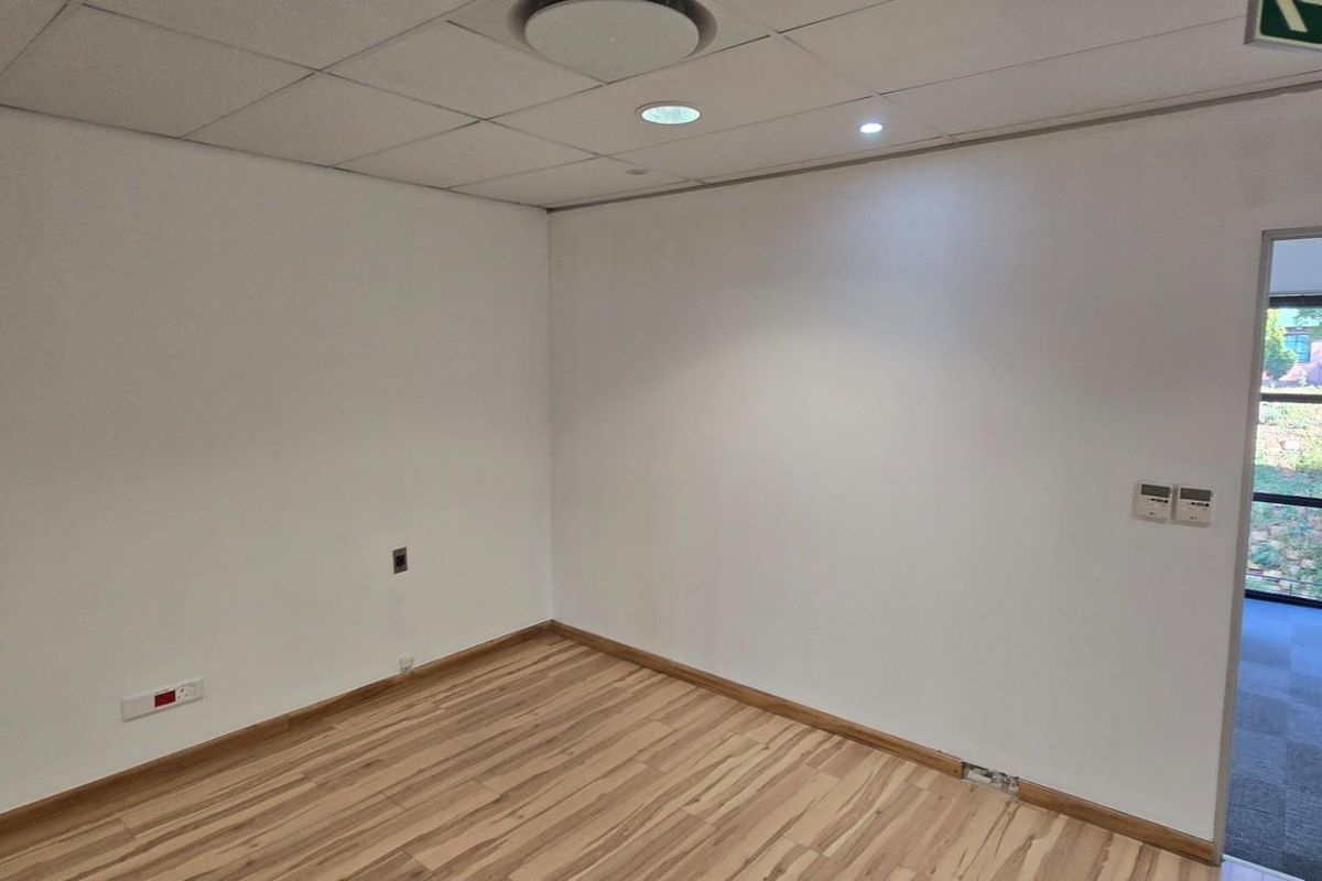 Commercial Rental Monthly In Roodepoort - Photo 4