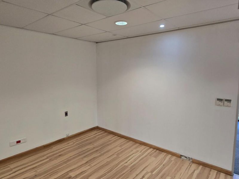 Commercial Rental Monthly In Roodepoort - Photo 4