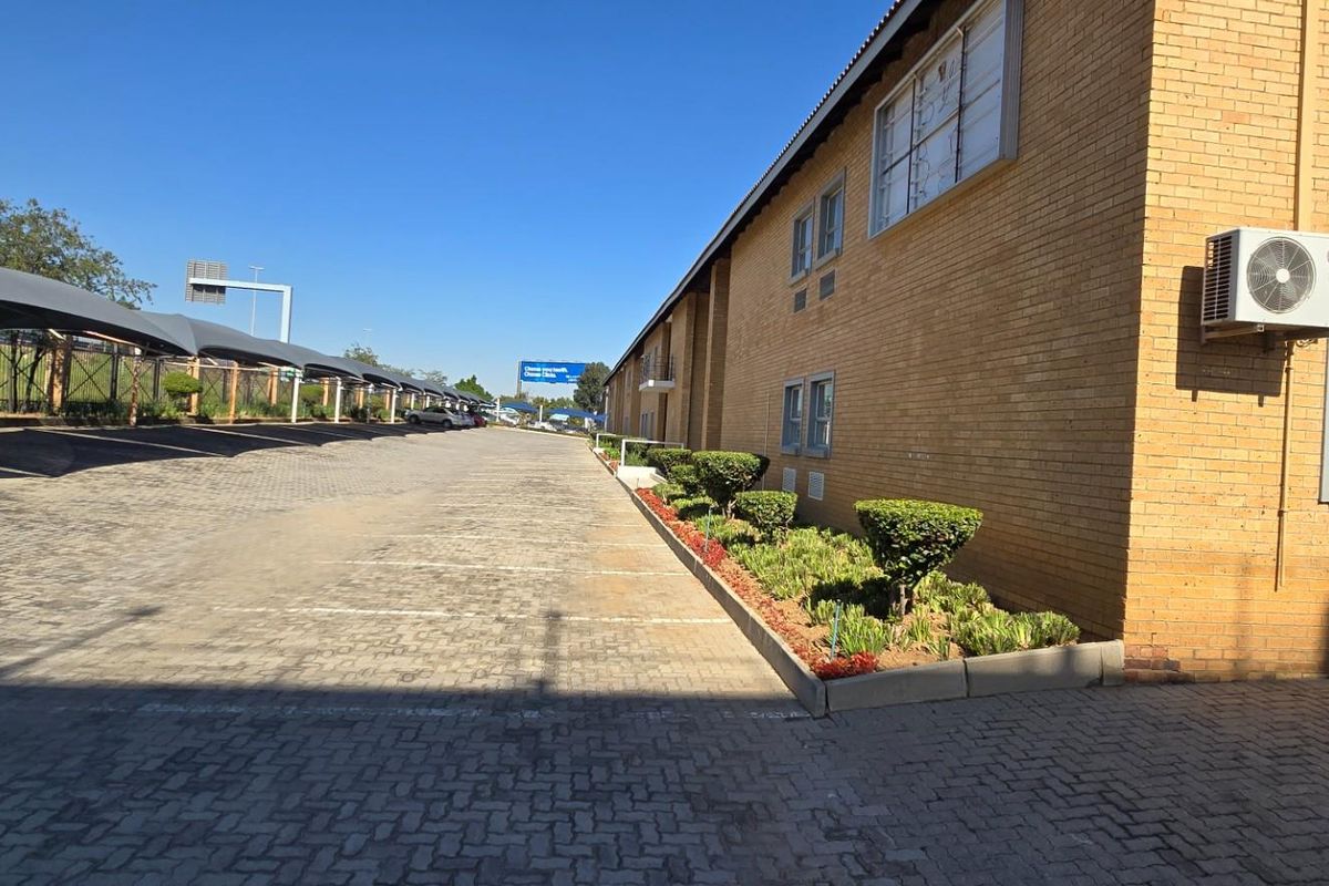 Commercial Rental Monthly In Midrand - Photo 2
