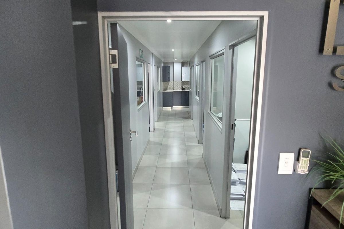 Commercial Rental Monthly In Pretoria - Photo 2