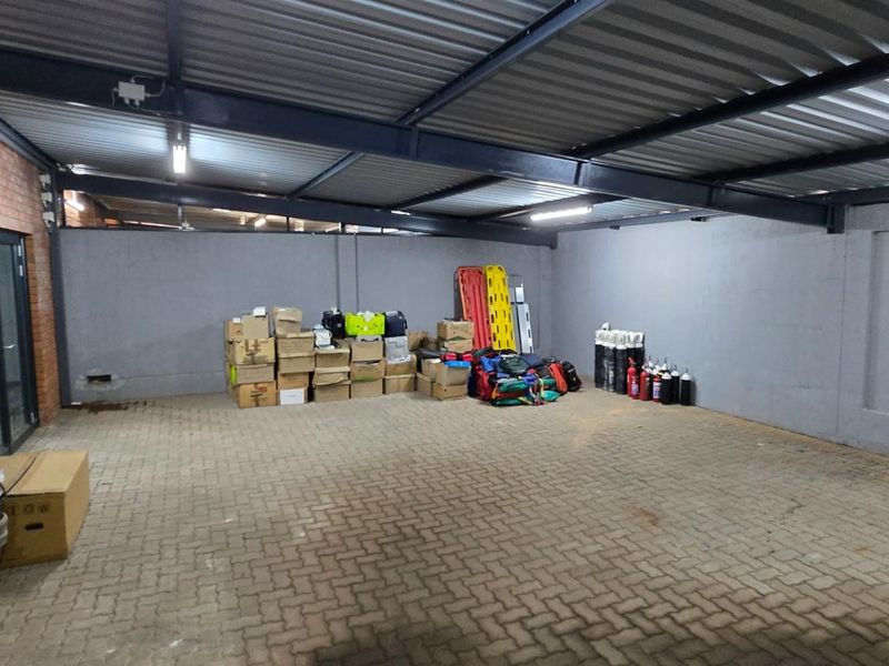 Commercial Rental Monthly In Pretoria - Photo 7