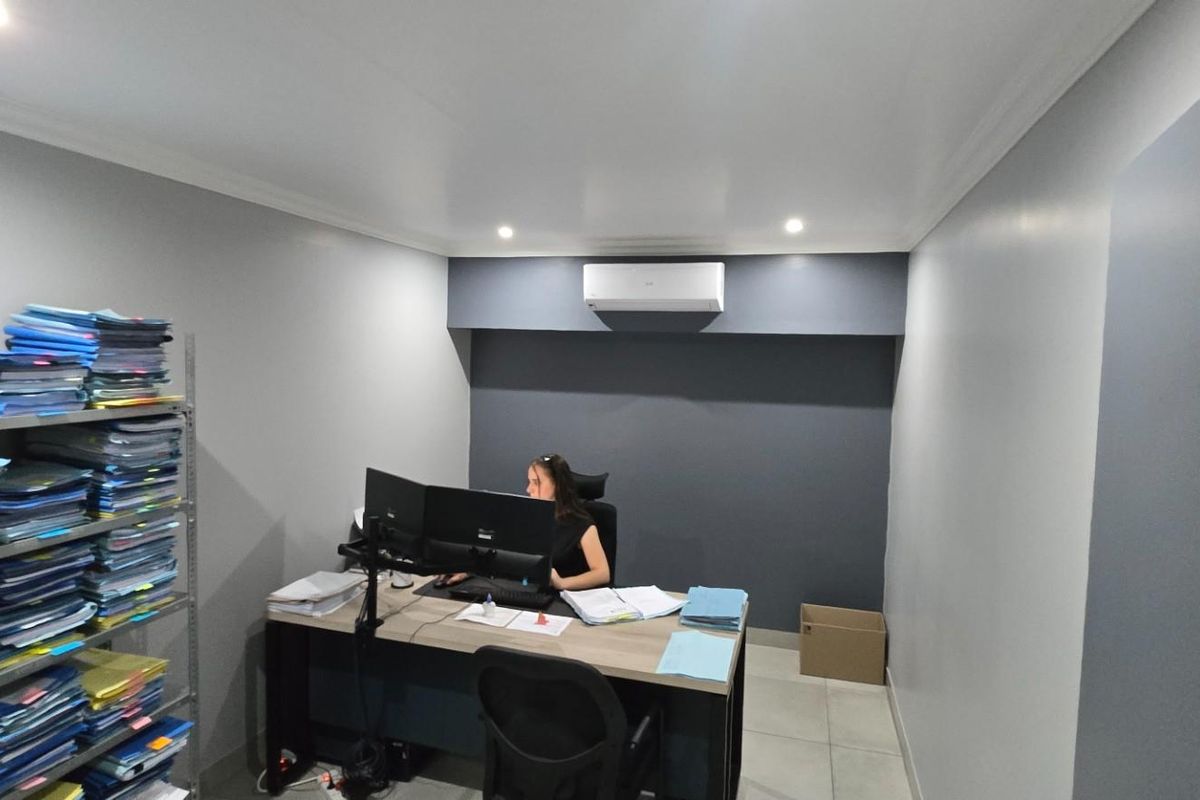 Commercial Rental Monthly In Pretoria - Photo 5